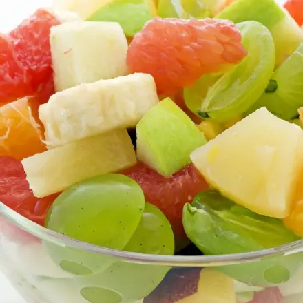 Wie bringe ich Kinder dazu mehr Obst zu essen?