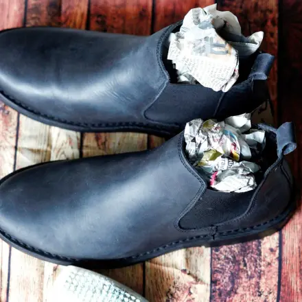 Stark verschmutzte Lederschuhe reinigen - so geht es!