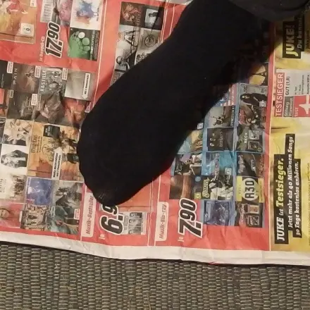 Warme Füße mit Zeitungspapier