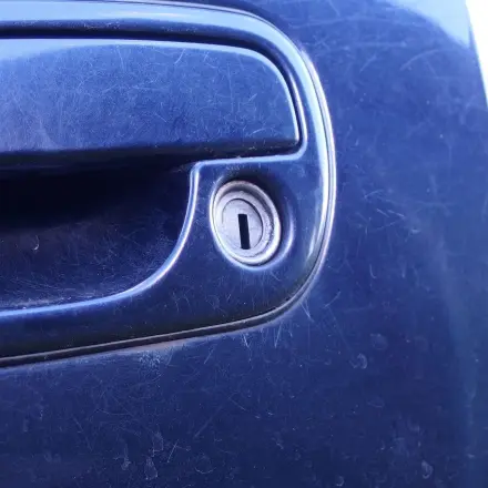 Türschlösser am Auto frieren nicht zu mit Waffenöl