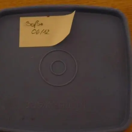 Tupper für die Kühltruhe beschriften