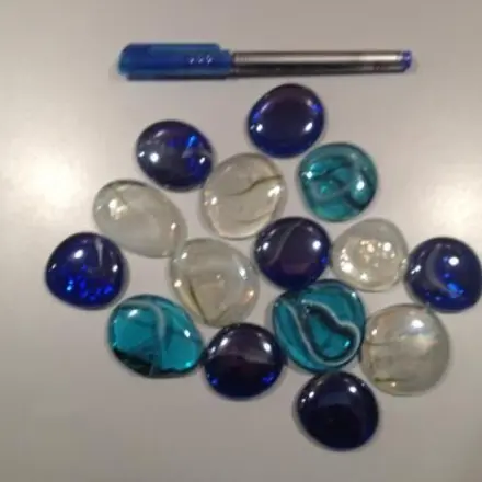 Vasen kippsicher mit Glasmurmeln & Glassteinen