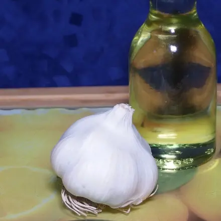 Knoblauchöl selbst machen