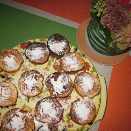 Quark-Bulgur-Törtchen mit Traubenfülle