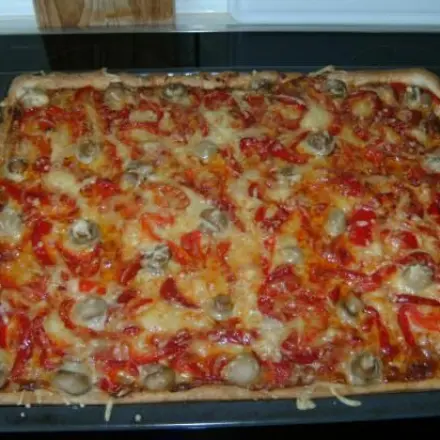 Selbstgemachte Pizza