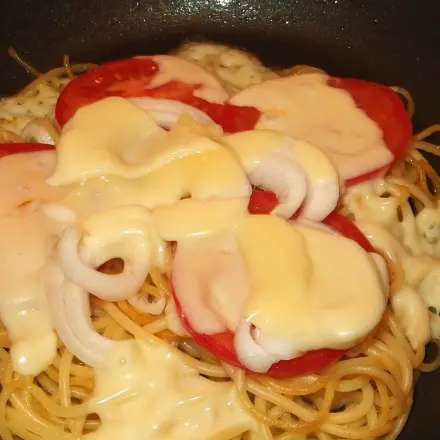 Gebratene Spaghetti Pfanne