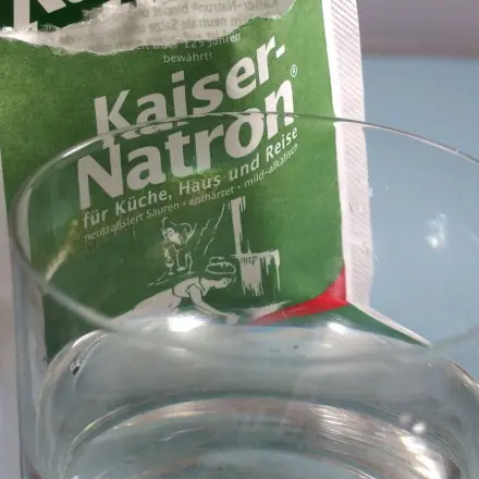 Natron bei empfindlichen Zahnhälsen