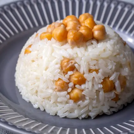 Reis mit Kichererbsen - Nohutlu Pilav