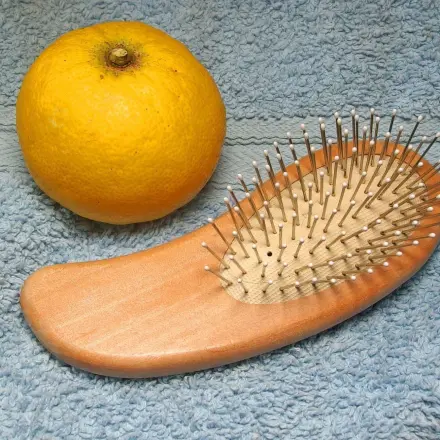 Weiche und glänzende Haare mit Zitronensaft