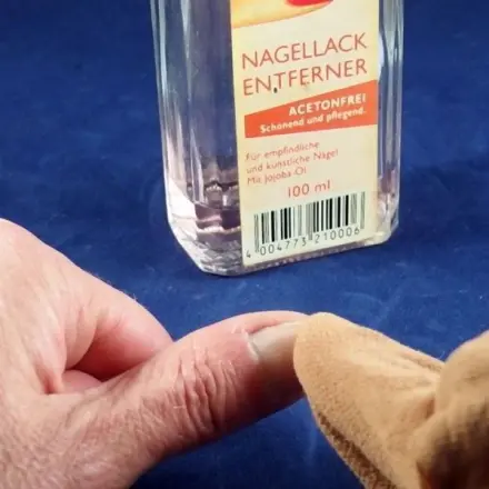 Feinstrumpfhosen statt Wattepads