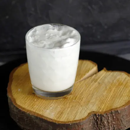 Milch mit Bodum Kaffeebereiter aufschäumen