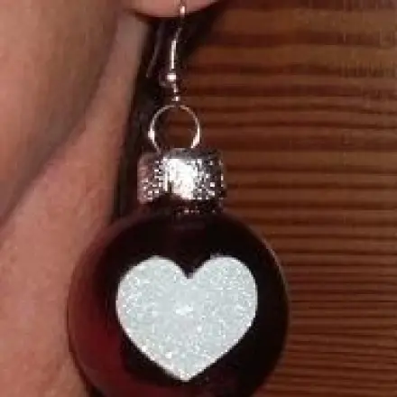 Weihnachtlicher Ohrschmuck