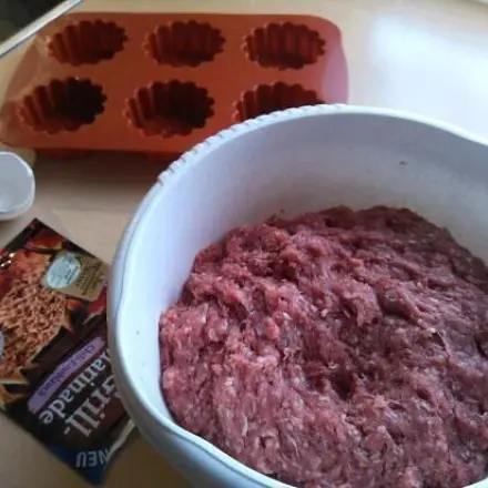 Hackküchlein mit Grillmarinade