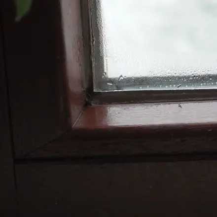 Gegen innen angelaufene Fenster