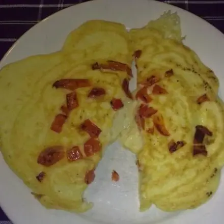 Eierpfannkuchen mit Raclettekäse