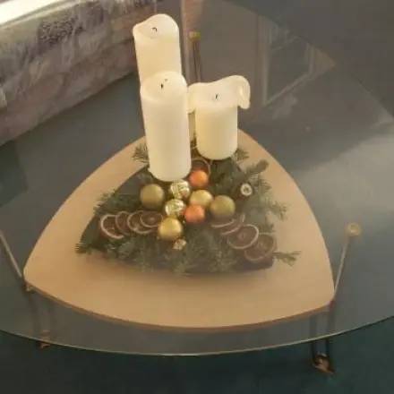 Adventsdeko auf zwei Ebenen