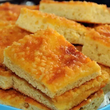 Buttermilchkuchen auf dem Blech