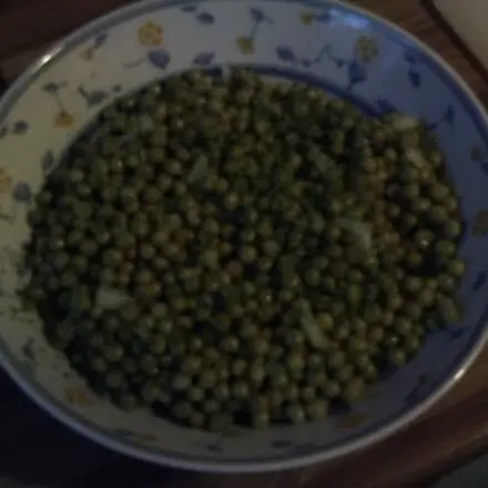 Wer kennt ihn noch, den Erbsensalat?