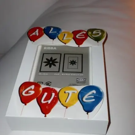 Schlichten Bilderrahmen einfach aufpeppen