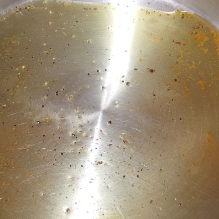 Hackfleisch schön braun braten - Öl muss heiß sein