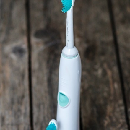 Elektrische Zahnbürste: Aufsatz-Zahnbürsten sparen