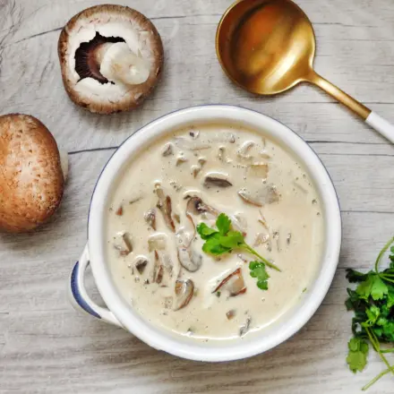 Einfache Champignoncremesuppe