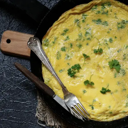 Petersilien-Omelette für zwei inkl. Trick fürs Wenden