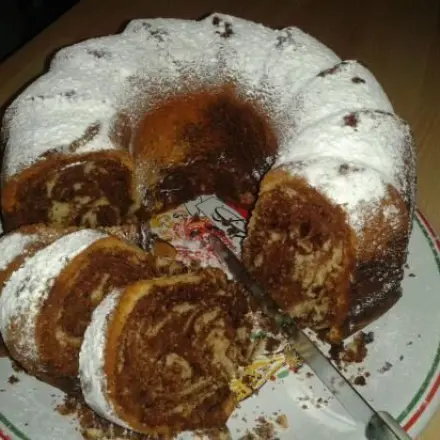 Leckerer luftiger Marmorkuchen