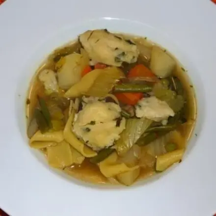 Einlage in Gemüsesuppe - Grießnocken mit Käse