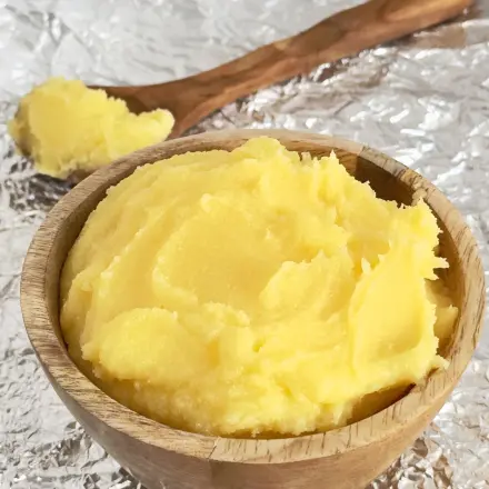 Bei Herstellung von Butterschmalz, die Molke einfacher trennen