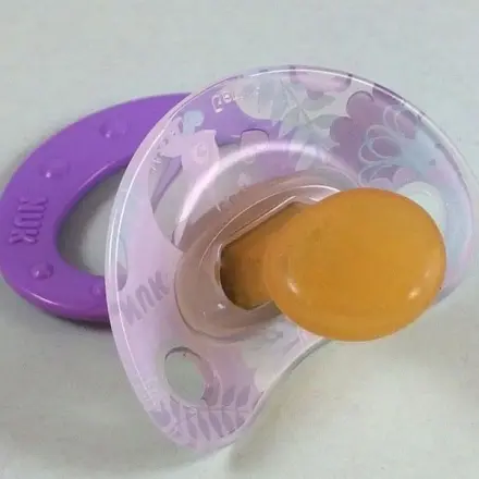 Schnuller schnell keimfrei machen