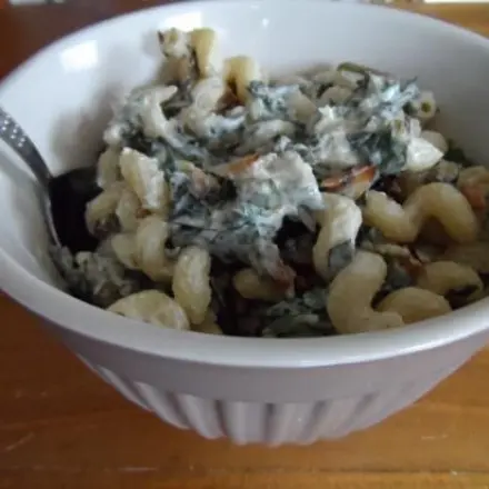 Löwenzahn-Nudelsalat