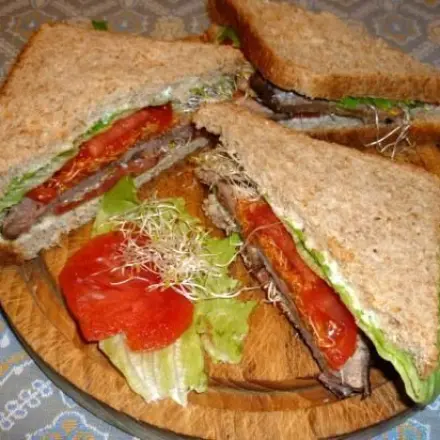 Bratenrest als leckerere Sandwichfüllung