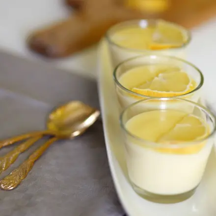 Zitronen-Vanille-Creme