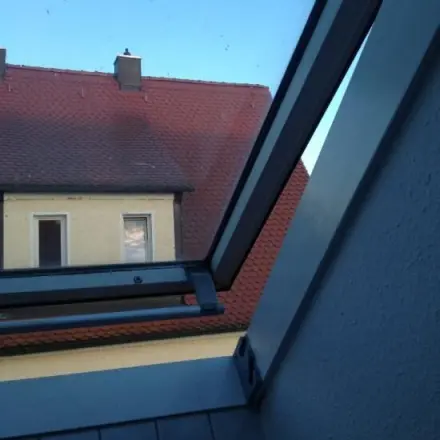 Dachfenster öffnen zum Putzen