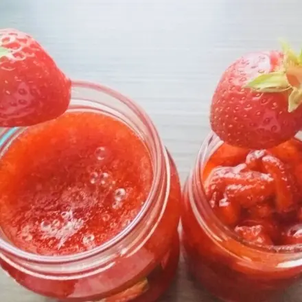 Erdbeermarmelade verblasst nicht