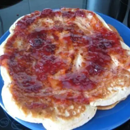 Fluffige Doppeldecker Pfannkuchen