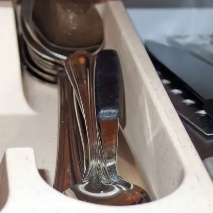 Kaffelöffel in der Besteckschublade