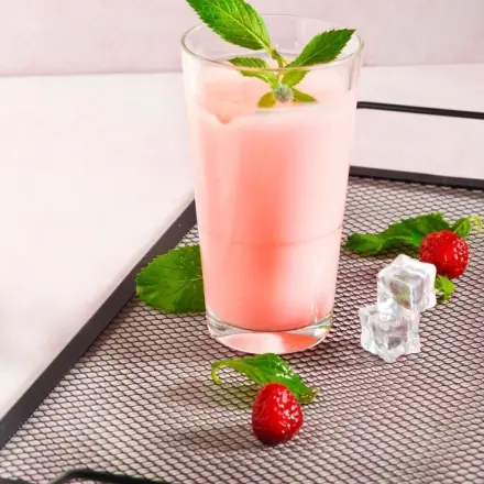 Himbeerlassi mit Pfefferminz - ein leckeres Getränk