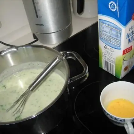 Mit einem einzigem Eiweiß kann man mindestens vier Kotteletts panieren