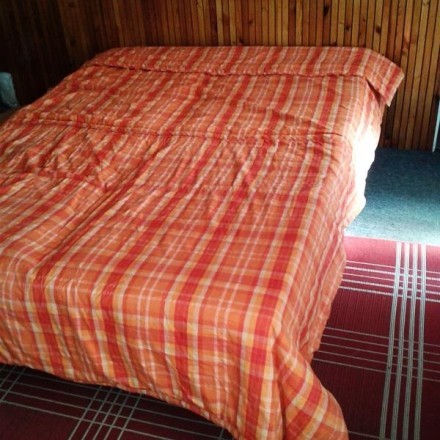 Aus alten Bettbezügen eine schöne Decke machen