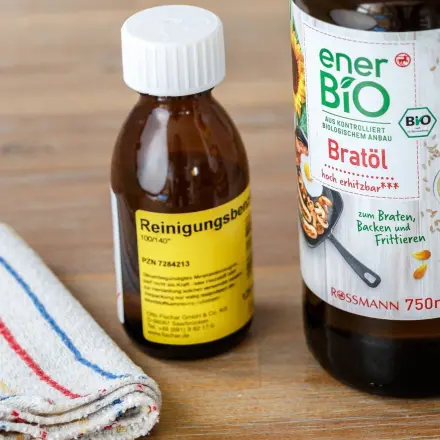 Harz, Kaugummi, Leimring-Leim aus Kleidung/Haar entfernen