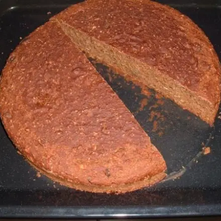 Vollkornbrot mit Rübenkraut