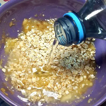 Bananen-Hafer-Schleim bei leichter Magenverstimmung