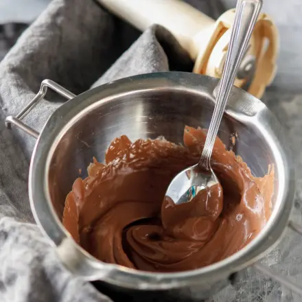 Schokolade zu heiß geschmolzen - Hilfe durch Pürierstab