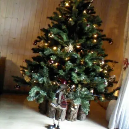 Weihnachtsbaumfuß verschönern