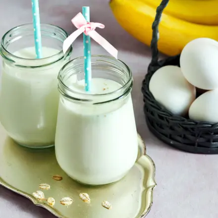 Protein-Shake mit Magerquark und Bananen