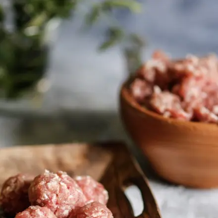 Hackbällchen schnell und gleichmäßig geformt