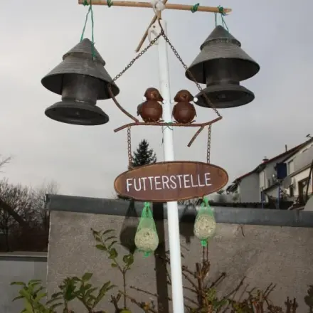 Vogelhaus aus "Resten" gebaut