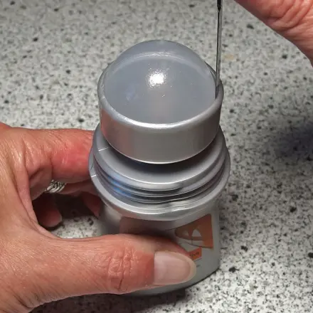 Rest aus dem Deoroller verwenden